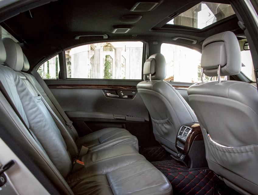  Mercedes-Benz S300 3.0 L 2008 11