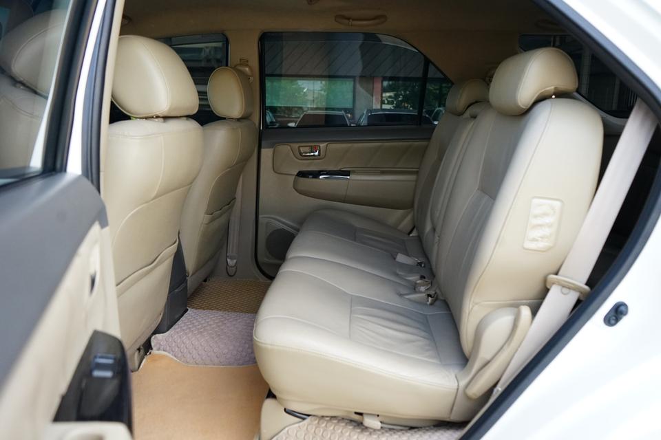 2012 TOYOTA FORTUNER 2.7V 10