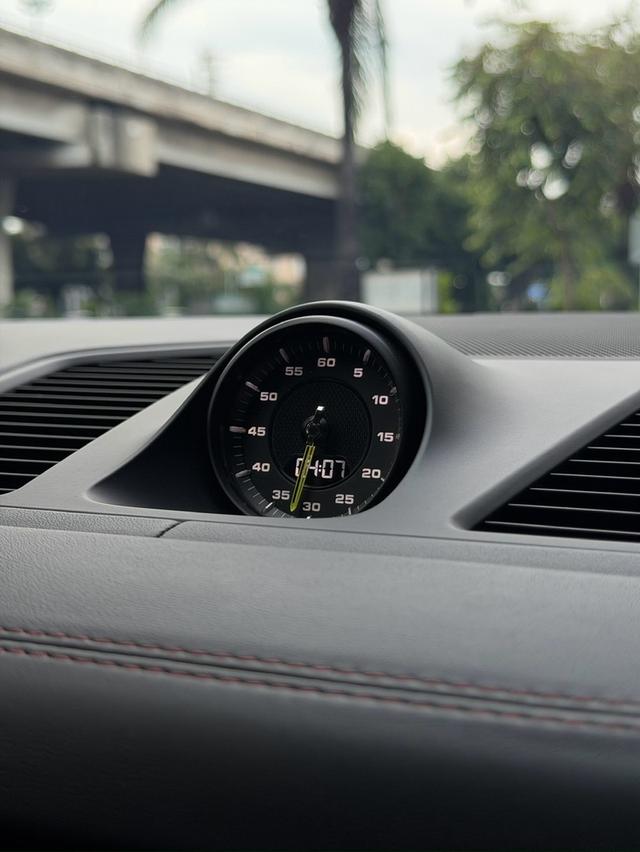 Porsche Cayenne E-HybridYear : 2022Mileage : 23,947 km รูปที่ 10