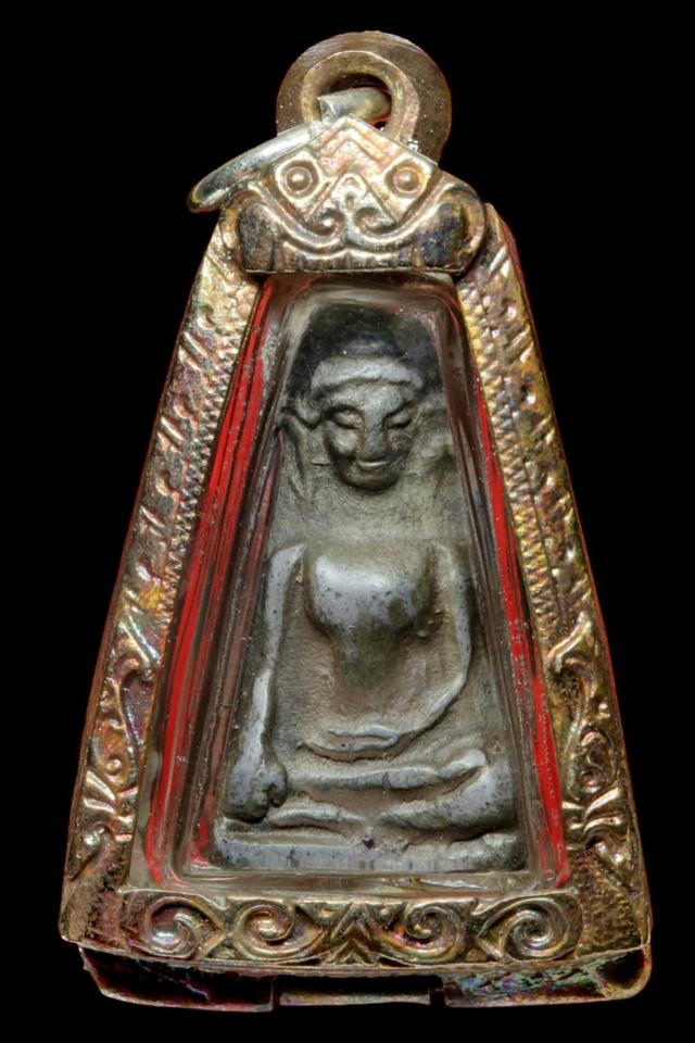 พระผงสุพรรณ เปิดให้บูชาจ้า