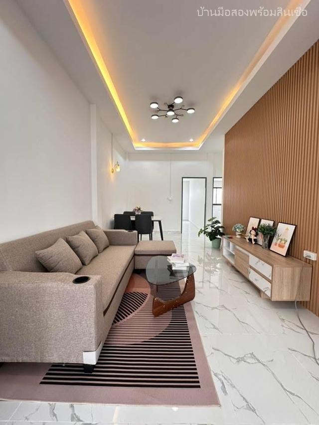 หมู่บ้านนันทวัน 5 เลียบวารี 3