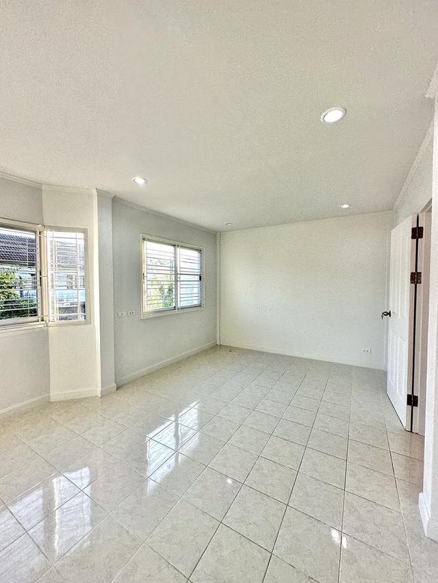 🏠ทาวน์เฮ้าส์2ชั้น สวยและคุ้มมาก 🏠น้ำไม่ท่วม พิกัด สนามบิน🚩 11