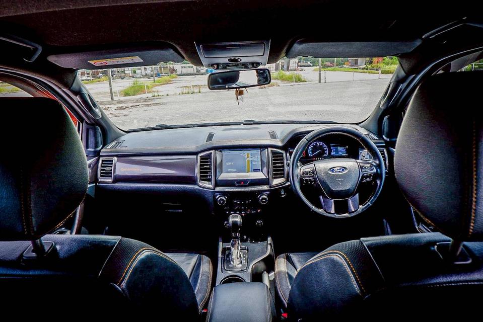 FORD RANGER Double cab Wildtrak 2.0L Bi-Turbo 4x2 10AT สีเทา ปี 2020 16