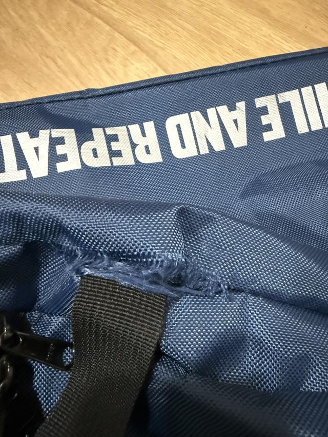 กระเป๋ากีฬาสะพายข้าง 3