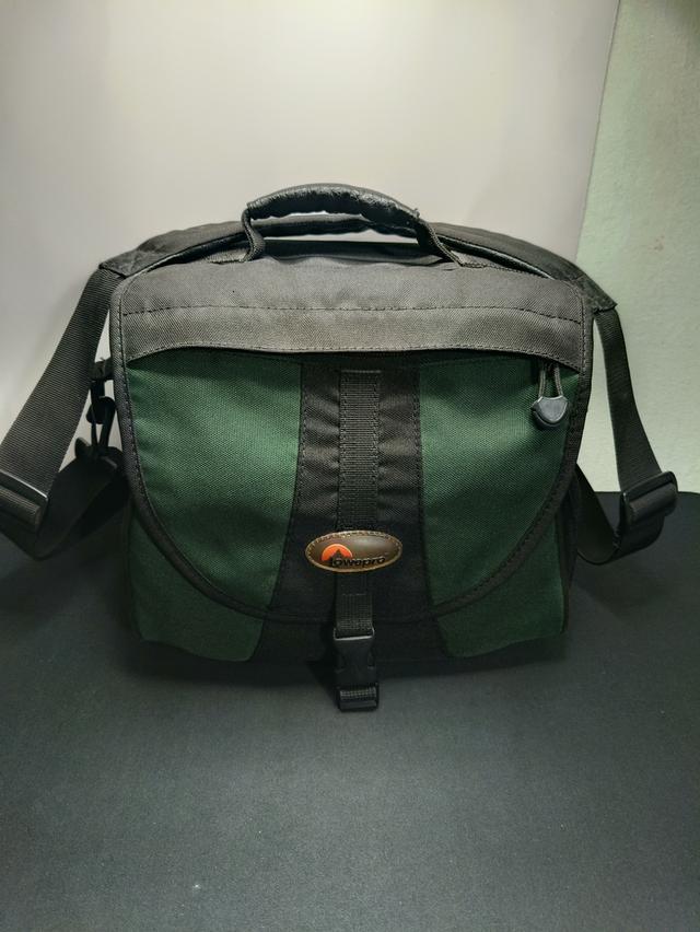 กระเป๋ากล้อง Lowepro EX 180 สีเขียว-ดำ มือสองสภาพสวย