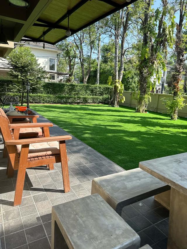 ขายบ้านเดี่ยว โครงการหมู่บ้าน Noble Geo วัชรพล ( โนเบิลจีโอวัชรพล )  ขนาด 105.7 ตารางวา  บ้านจำนวน 2 ชั้น ห้องโถง : 1 ห้อง ห้องนอน : 3 ห้องนอนใหญ่ ( 2