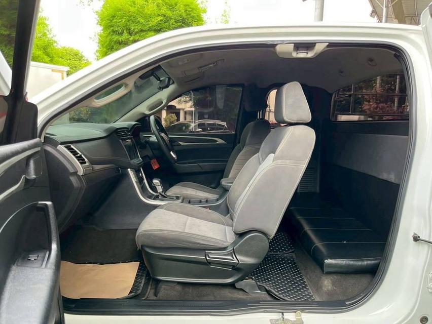 ~MG EXTENDER GIANTCAB  เครื่อง 2.0 GRAND-D เกียร์AUTO ปี 2021 ~จุดเด่นคันนี้ ~รถมือเดียว ไมล์แท้100%คะ ~ 9