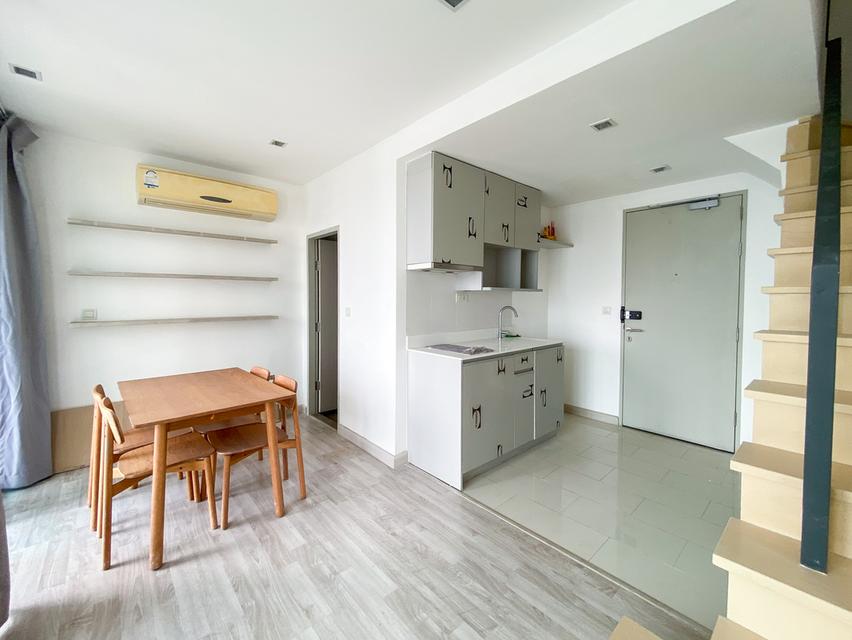 🏙️ ห้อง Duplex ชั้นสูงวิวเมือง! ขาย คอนโด IDEO Mobi Sathorn (ไอดีโอ โมบิ สาทร) ติด BTS กรุงธนบุรี 61.29 ตร.ม. เพียง 7.5 ล้านบาท! 🏙️ 3
