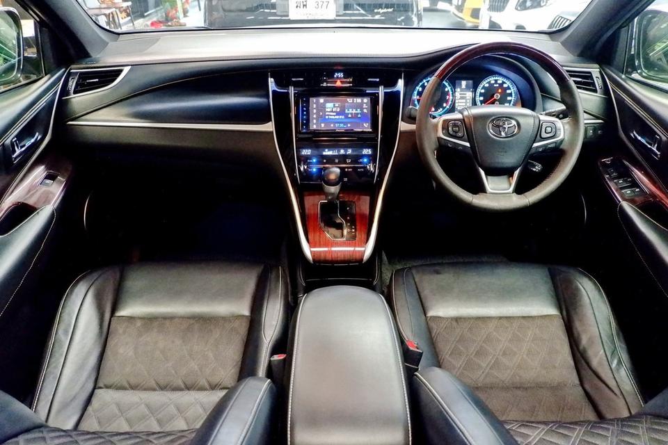 Toyota Harrier 2.0 Premium Panoramic Roof ปี 2014 7