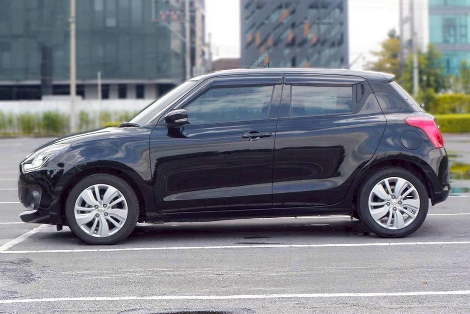 Suzuki Swift 1.2 GLX Navi เกียร์ Auto สีดำ ปี 2020 8