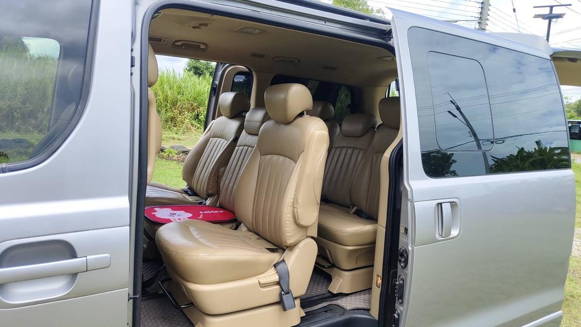 HYUNDAI H-1 2.5 DELUXE 11 ที่นั่ง ปี 2011 รูปที่ 8