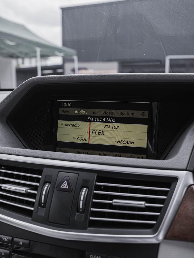 รหัสรถ 67GG2818 Benz E250 CDI W212 Elegance ปี 2012