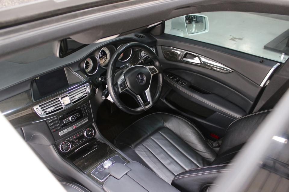 รหัสรถ JRS3133 Benz CLS 250 ดีเซล ปี 13 AMG Package โรงงาน สีขาว รูปที่ 13