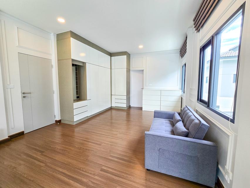 ให้เช่า บ้านเดี่ยว 𝐓𝐡𝐞 𝐂𝐢𝐭𝐲 𝐁𝐚𝐧𝐠𝐧𝐚 ใกล้ Mega Bangna หันหน้าทิศเหนือ 4ห้องนอน 1ห้องแม่บ้าน ตกแต่งสวย พร้อมเข้าอยู่ 11