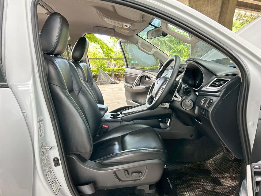 Mitsubishi Pajero Sport 2.4 GT Plus AT ปี 2022 รถสวยมือเดียว ไมล์น้อย 15