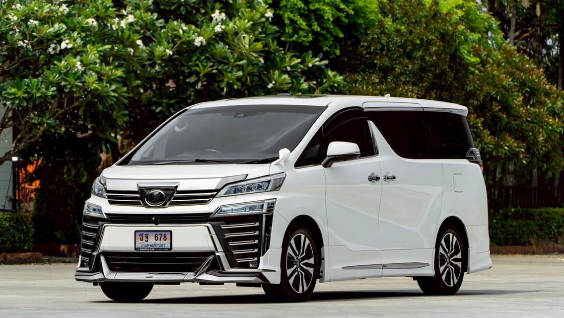 Toyota Vellfire ZG Edition 2018 สีขาว ไมล์น้อย