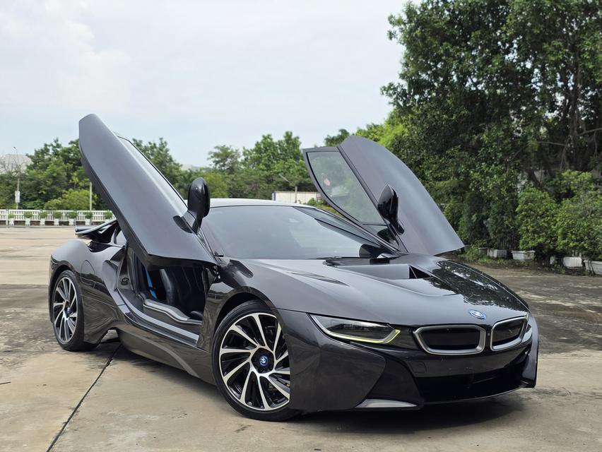 ขาย Bmw i8 ปี14 (รถสีเทา) รถสวย พร้อมใช้งาน