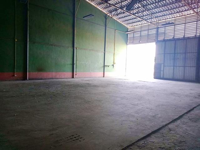 สนามกอล์ฟธัญญะ 1.5กม. เลียบมอเตอร์เวย์ฝั่งตะวันตก รร.วัดปัญจทายิกาวาส 1.2 กม. ให้เช่าโกดัง 250 ตร.ม. อบต.บึงคำพร้อย 3.4 6