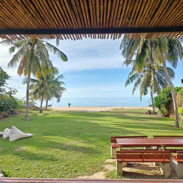 ขายหรือให้เช่า pool villa ติดทะเล บนที่ดินเนื้อที่ 2 ไร่ 20 ตรว. ชายทะเล ต.บ่อนอก กุยบุรี จ.ประจวบคีรีขันธ์ 7