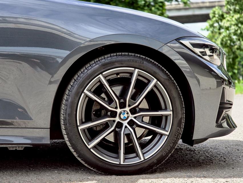 รหัสรถ CBLX2163 ✨ BMW 320d Sport LCI G20 ปี 2020 ✨ 9