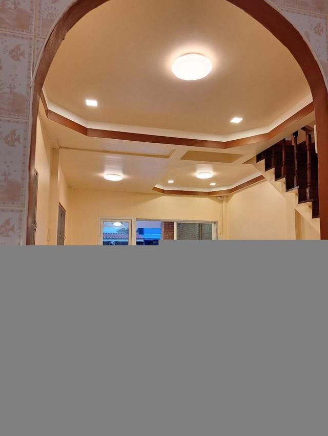 ขายบ้านทาวน์เฮ้าส์ รีโนเวทใหม่ หมู่บ้านบุราพันธ์ หนองจอก 3