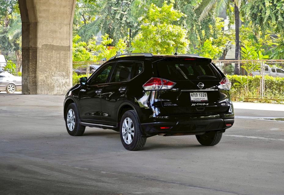 Nissan X-Trail 2.0 V 4WD ปี 2015  3