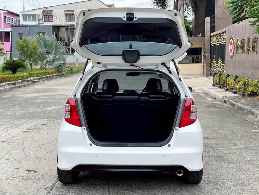 HONDA JAZZ 1.5 SV โฉมGE ปี 2009 12