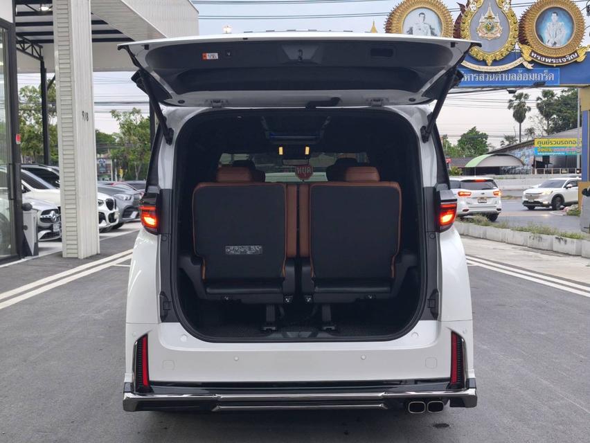 รหัสรถ KPV525 2023 จด25 Toyota Vellfire Turbo 15