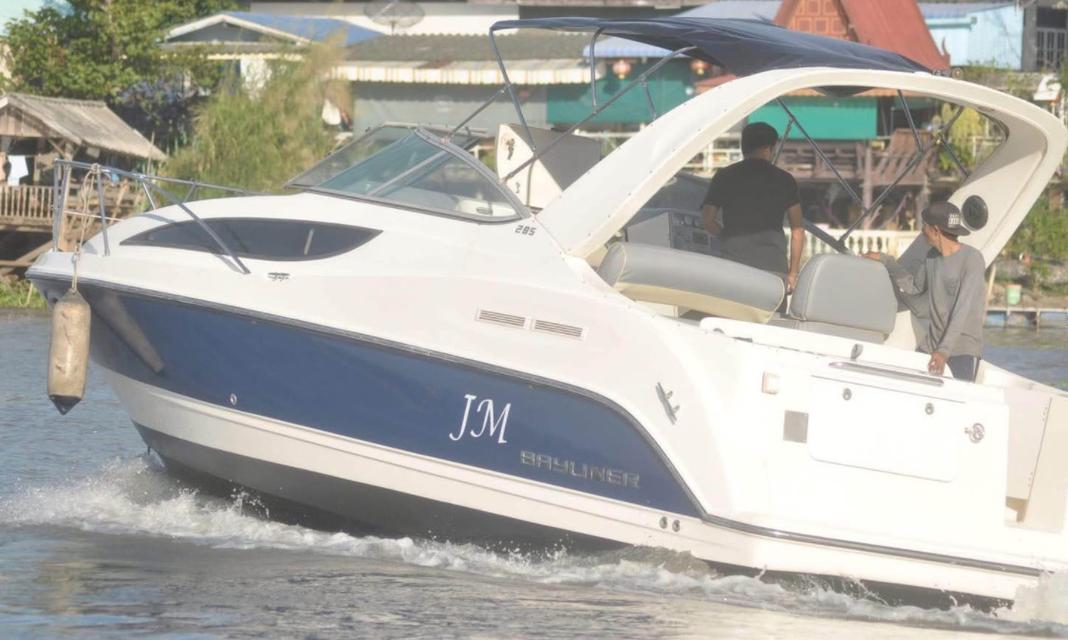 ขายเรือยอร์ช Bayliner ปี 2009 2