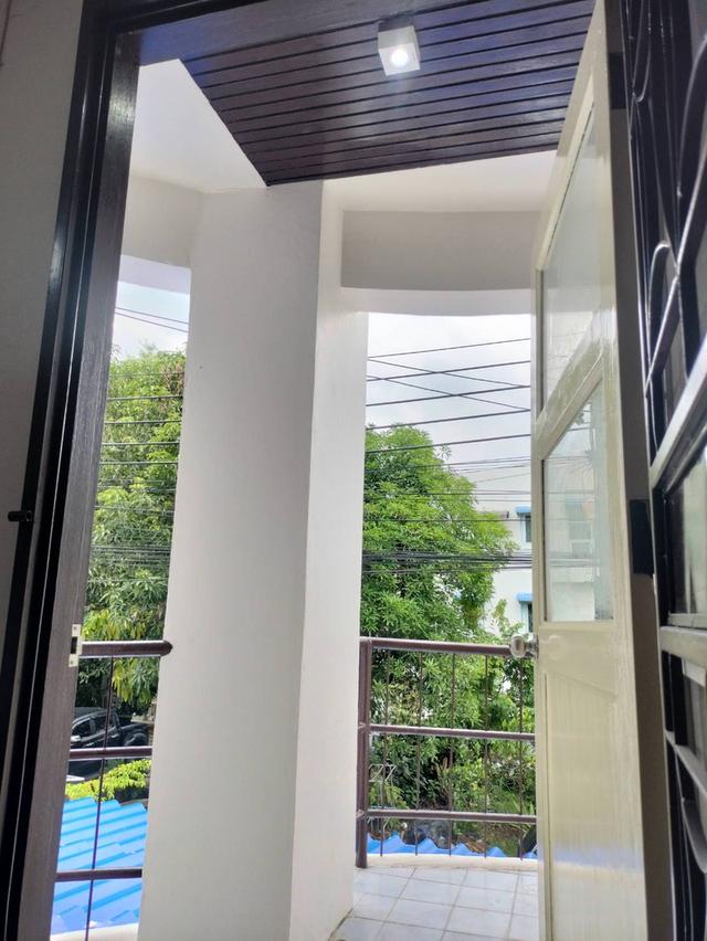 ขายทาวน์โฮม 3 ชั้น มบ.ธันยกานต์ วัชรพล ราคาดี พร้อมอยู่ 4