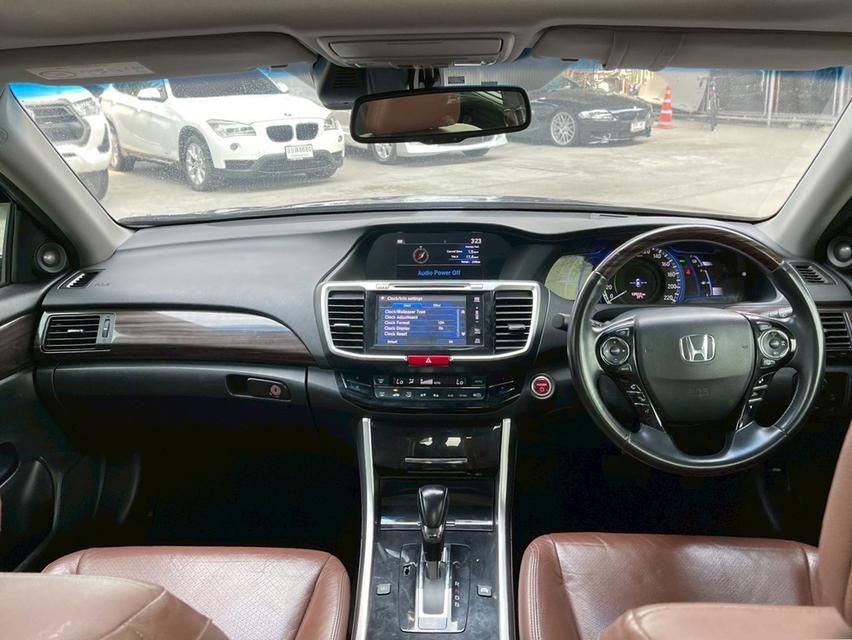 รหัสรถ WMT6883 Accord 2.0 Hybrid Tech Sunroof ปี 2017 6