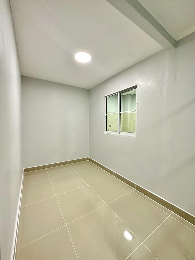 หมู่บ้านลุมพินี 15