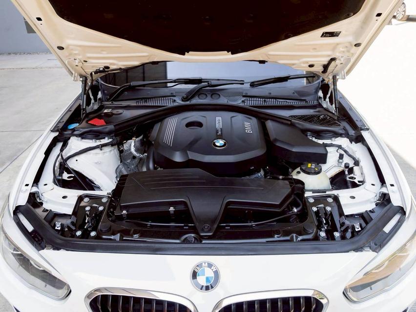 BMW 118i M sport 2016 จด 2017 รูปที่ 13