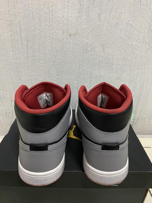 Jordan 1 Mid Bred Shadow