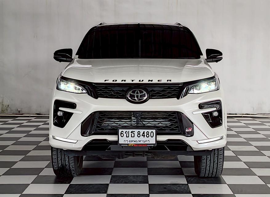TOYOTA FORTUNER GR SPORT 2.8. 4WD. ปี 2021 Mile 58,150 km. (1,350,000)  2