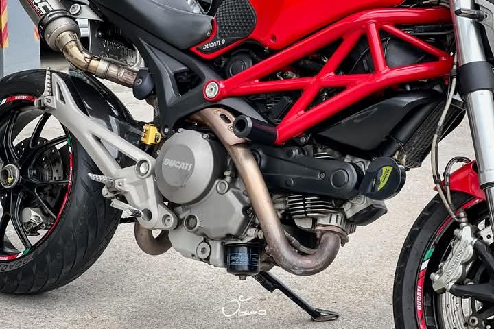 มอเตอร์ไซค์ Ducati Monster 796 สภาพดี 8