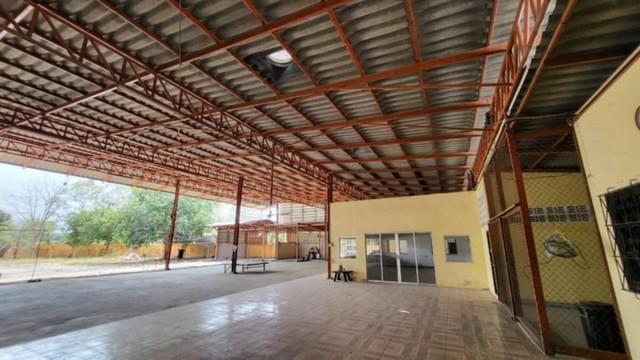 ขายโรงงานนาป่าเมืองชลบุรี ขายที่ดินพร้อมสิ่งปลูกสร้างใกล้นิคมอมตะ 3-1-92 ไร่ขนาดโรงงาน 576 ตารางเมตร บ้านไม้ 1 หลัง 7