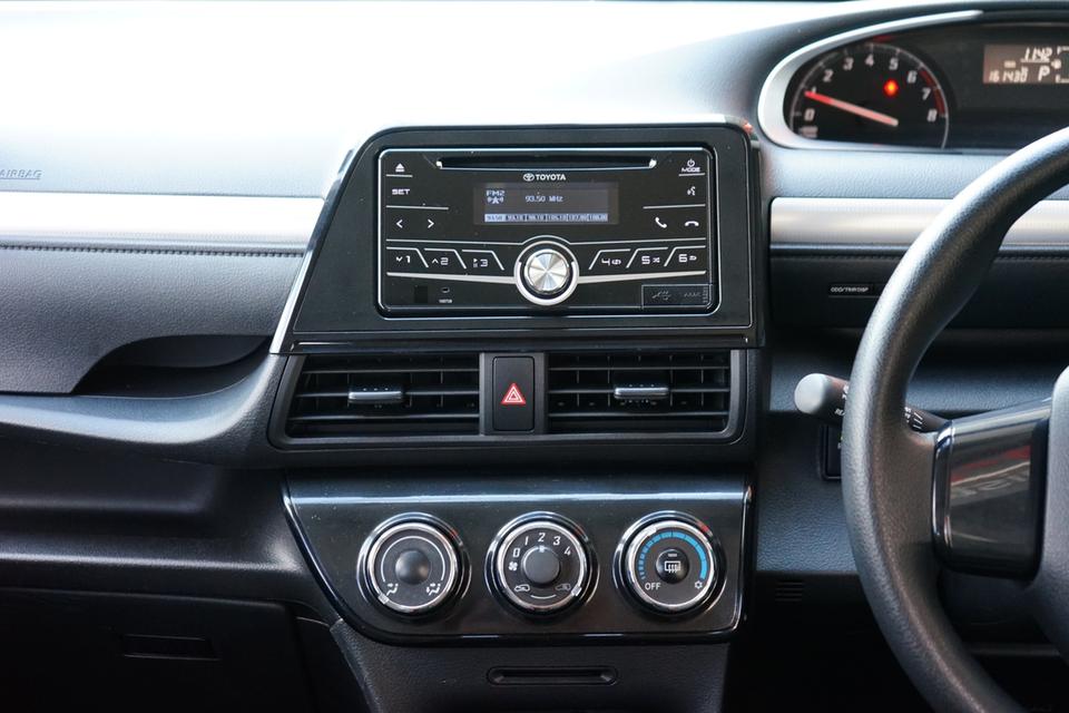 🚩TOYOTA SIENTA 1.5 G 2018 15