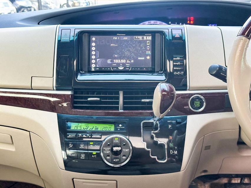 ขายรถ Toyota Estima 2.4G Wagon ปี 2013 สีขาว เกียร์ออโต้ รูปที่ 18