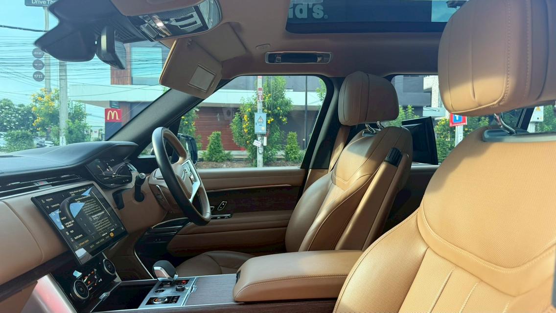 Land Rover Range Rover P440e Autobiography Plus 4WD 2023 สีขาว รถสวยมาก ประวัติดีมาก ราคาดีสุดประหยัดไป 4 ล้าน รูปที่ 11