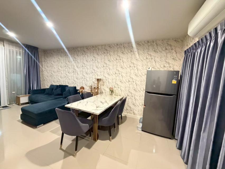 ขายทาวน์โฮม 3 ชั้น โครงการ Flora Tiwanon ทำเลดี ติดถนนใหญ่ ใกล้ MRT จังหวัดนนทบุรี 2