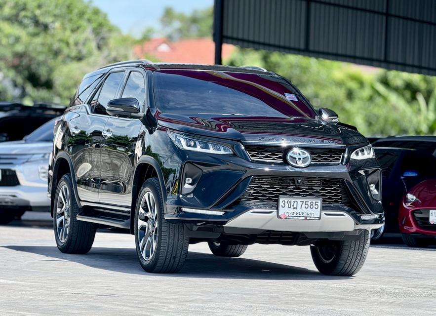 TOYOTA FORTUNER 2.4 LEGENDER 2022