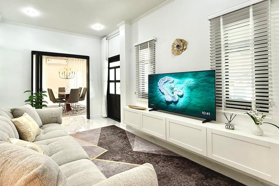 Luxury villa Pattaya for sale 3