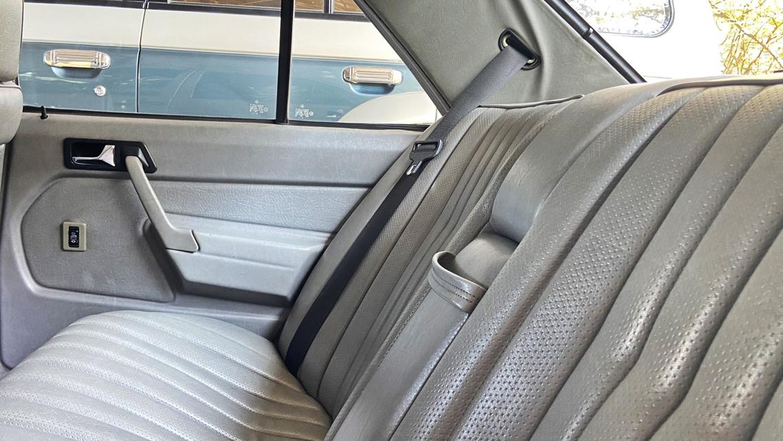 รถเบนซ์คลาสสิก 190E รถตำนาน รูปที่ 5