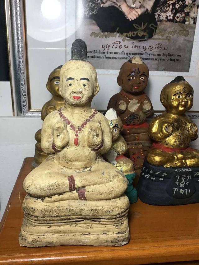 กุมารทองหลวงพ่อเต๋รุ่น 3 (หน้าเด็กอ้วน) มีรอยจารย์เก่าทาทองทับมา รูปที่ 5