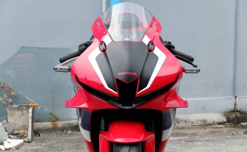 Honda CBR600 ปี 2021 รถสีแดงสวย 3