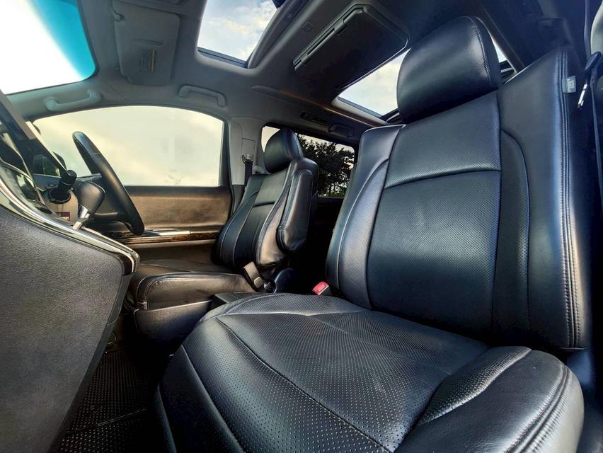 Toyota Vellfire 2.4SG ปี14 11