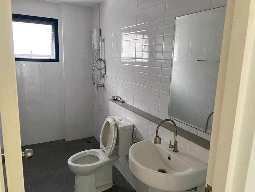 ขายบ้าน CASA VILLE รามอินทรา วงแหวน 2 5.99 บาท  (บ้านสวยสภาพดี พร้อมส่งมอบปลายปี ) สค 8