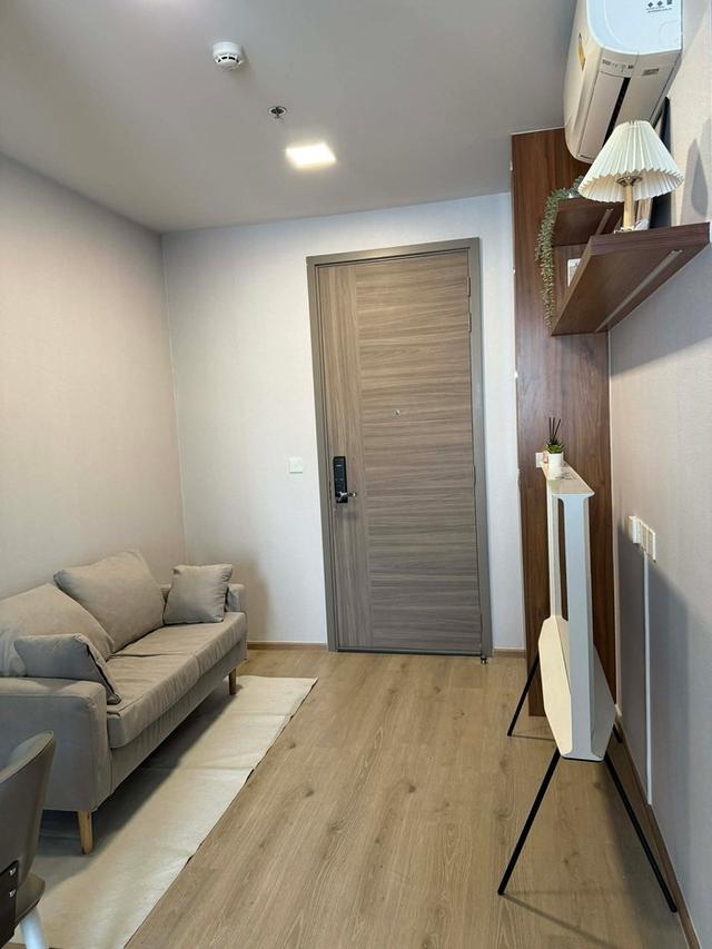 เช่าถูก 13,500 บาท ** รหัส 180198 ** 1 นอน 27 ตร.ม ** The Privacy Taopoon Interchange ** ติดรถไฟฟ้า เตาปูน / บางซื่อ ** 088-398-3835 MR.BOAT 8