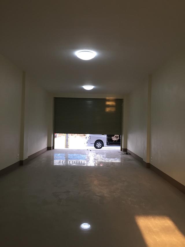 อาคารพาณิชย์สามชั้น ใกล้โรงเรียนวารีเชียงใหม่200เมตร รูปย่อยที่ 4